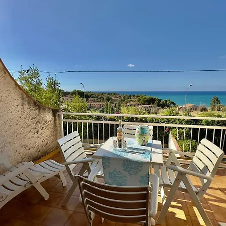 Jolinda Accogliente Vista Mare, Vicino Al Centro Di Con Piscina Fuori Terra 아파트