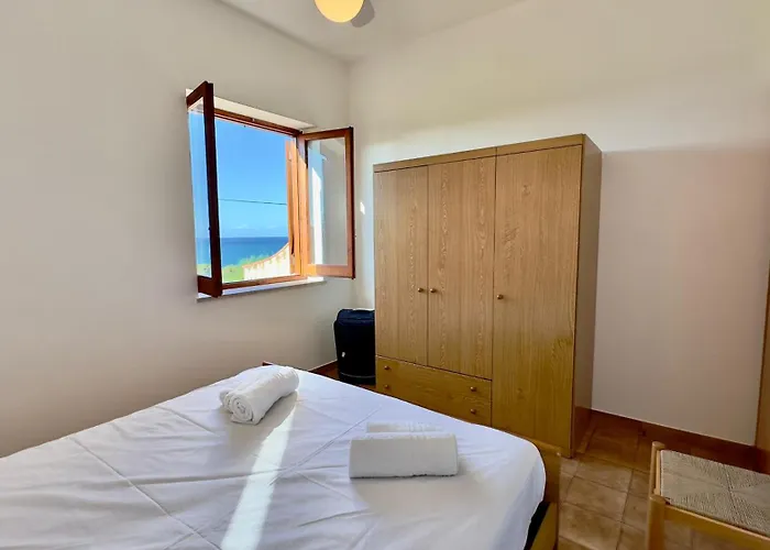 Apartamento Jolinda Guest House, Accogliente Con 2 Da Letto, Vista Mare, Vicino Al Centro Di Con Piscina Fuori Terra *