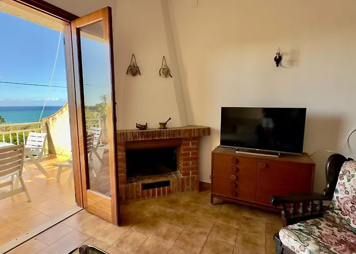 Apartamento Jolinda Guest House, Accogliente Con 2 Da Letto, Vista Mare, Vicino Al Centro Di Con Piscina Fuori Terra Cefalù