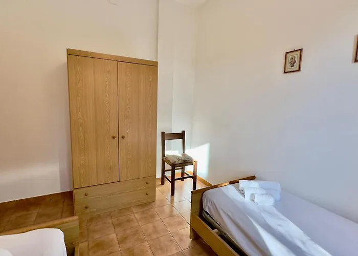 Jolinda Guest House, Accogliente Con 2 Da Letto, Vista Mare, Vicino Al Centro Di Con Piscina Fuori Terra *