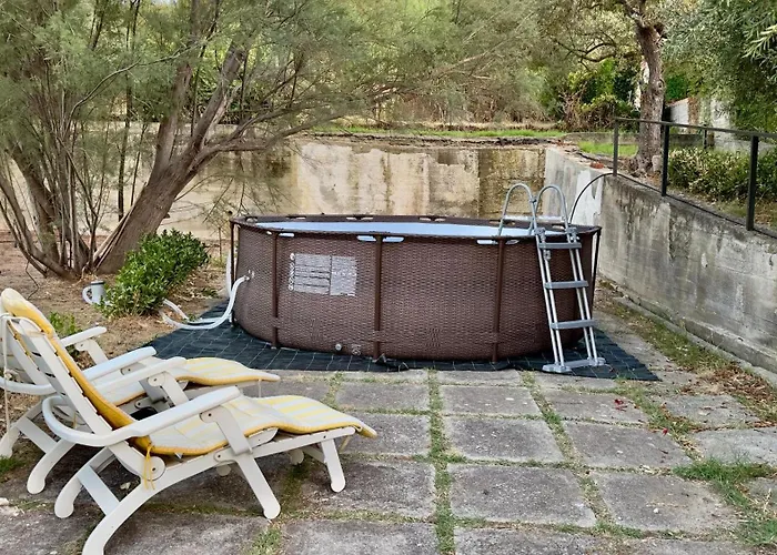 Apartamento Jolinda Guest House, Accogliente Con 2 Da Letto, Vista Mare, Vicino Al Centro Di Con Piscina Fuori Terra